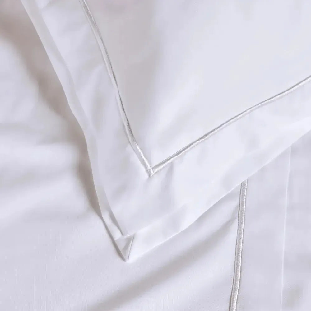 Super Fronha Doppio 300 Fios Cetim 100% Algodão Egípcio Branco 50x90cm Trussardi