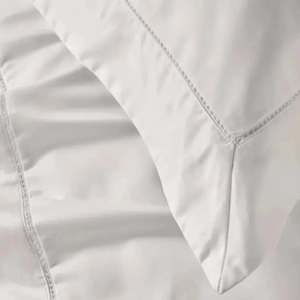 Super Fronha Firmiano 1000 Fios Cetim 100% Algodão Egípcio Branco 50x90cm Trussardi