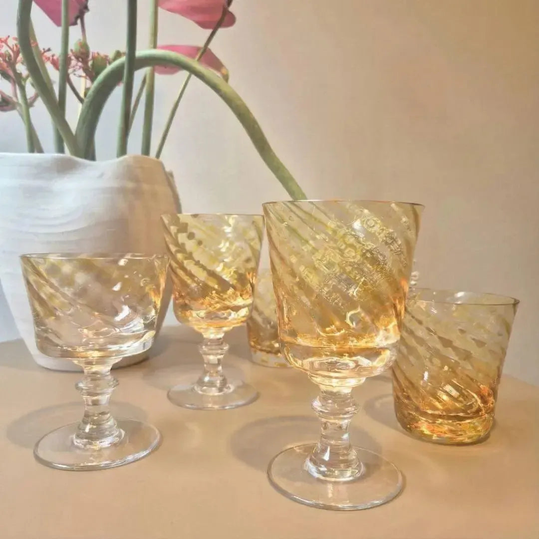 Taça Mozart em Puro Cristal para Sobremesa Murano Colors Torcido Âmbar 245ml