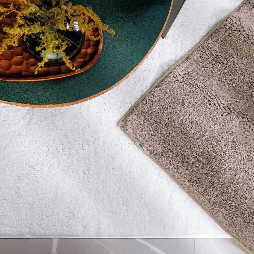 Toalha Piso Antiderrapante 100% 120x60 Algodão Carmel Trussardi