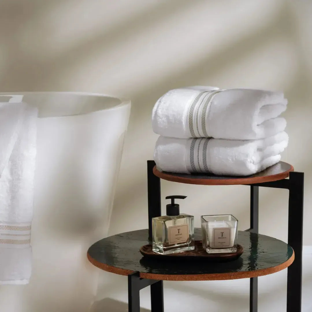 Toalha Rosto Barberine Branca / Ardósia Trussardi