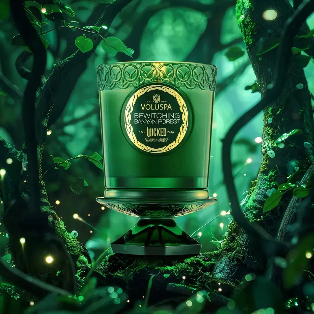 Vela Voluspa Copo de Vidro Bewitching Banyan Forest 60 Horas