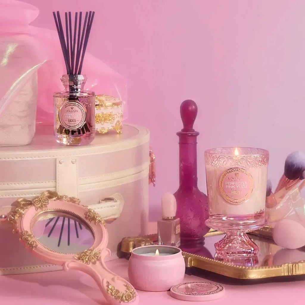 Vela Voluspa Copo de Vidro Perfectly Pink Yuzu 60 Horas