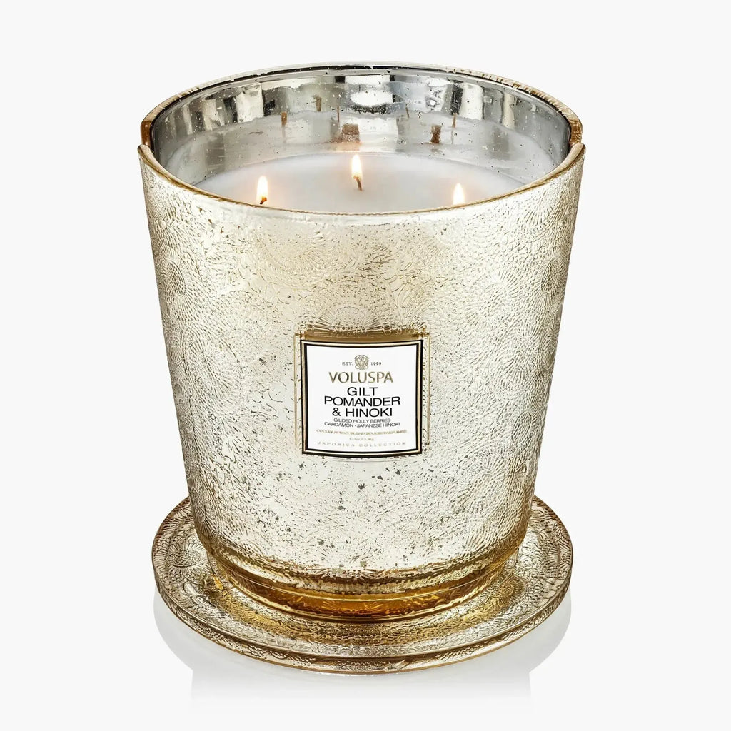 Vela Voluspa Pote de Vidro 5 Pavios Gilt Pomander e Hinoki 250 Horas