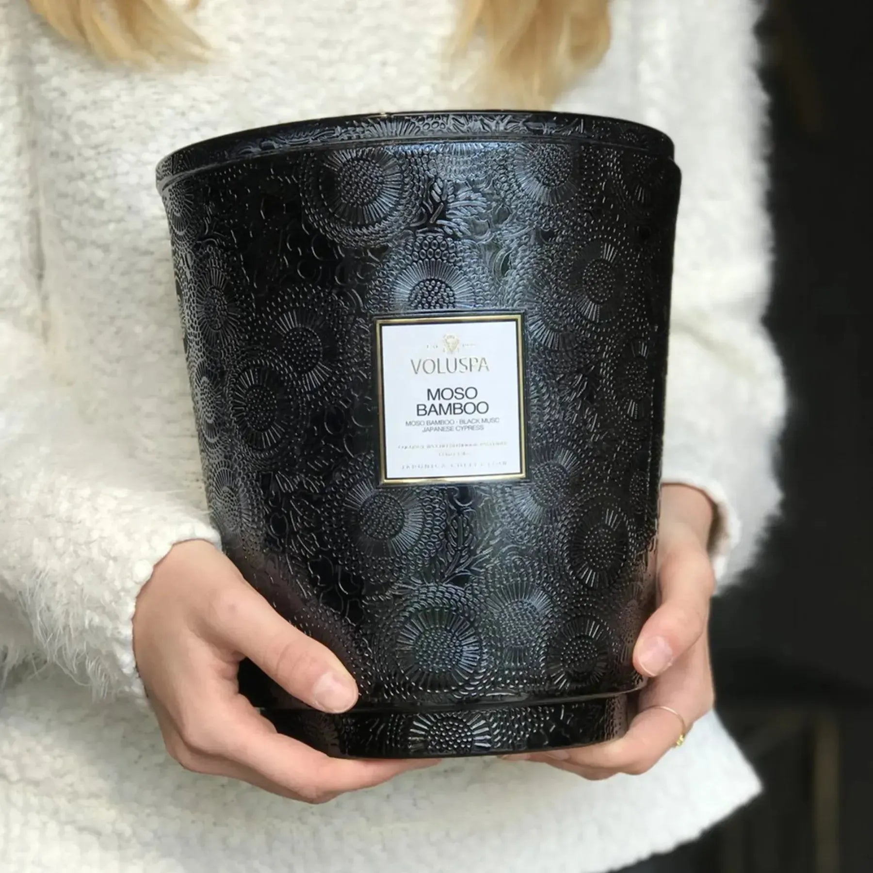 Vela Voluspa Pote de Vidro 5 Pavios Moso Bamboo 250 Horas