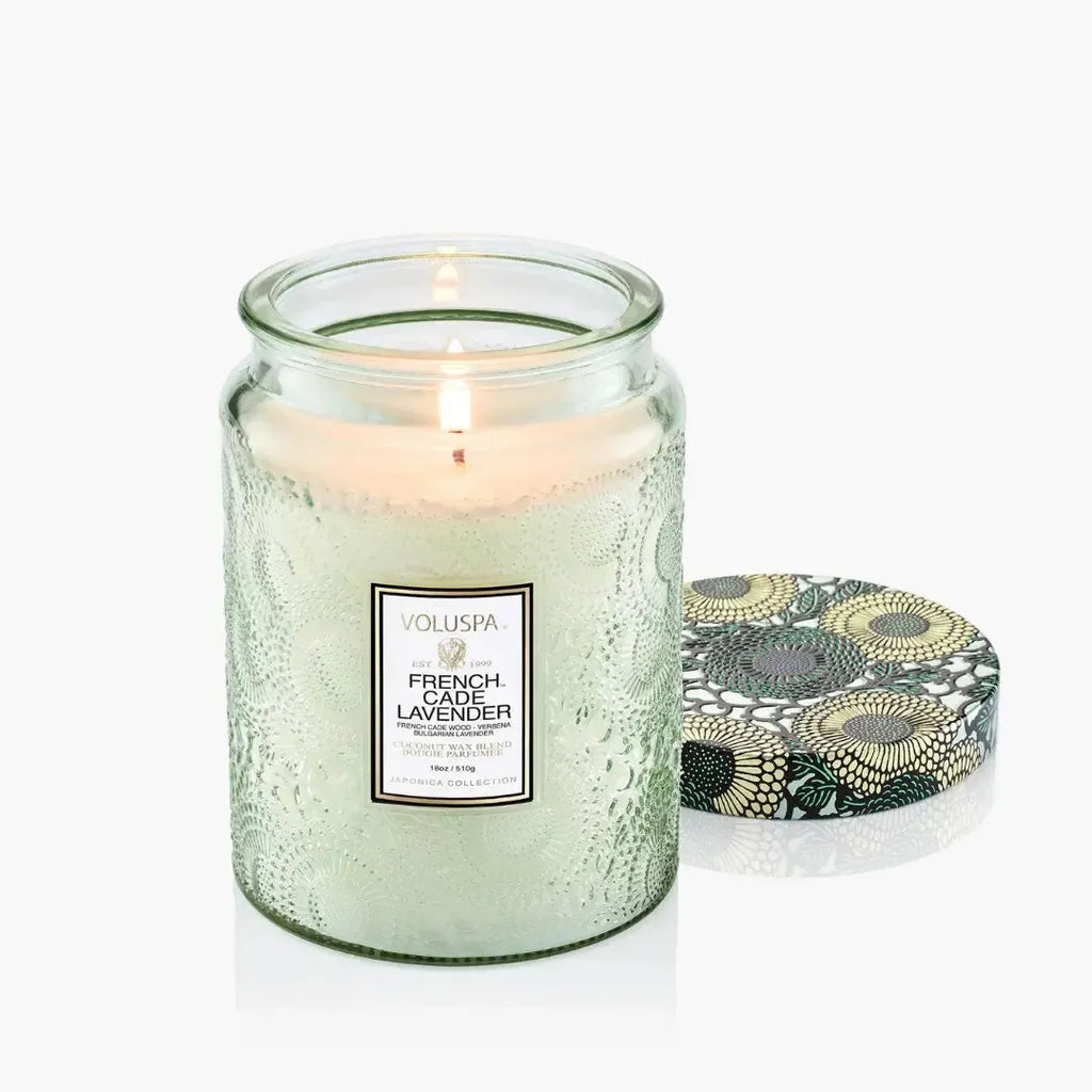 Vela Voluspa Pote de Vidro Grande French Cade Lavender 100 Horas